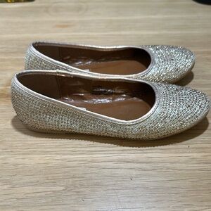 Sparkly Gold Girl’s Flats